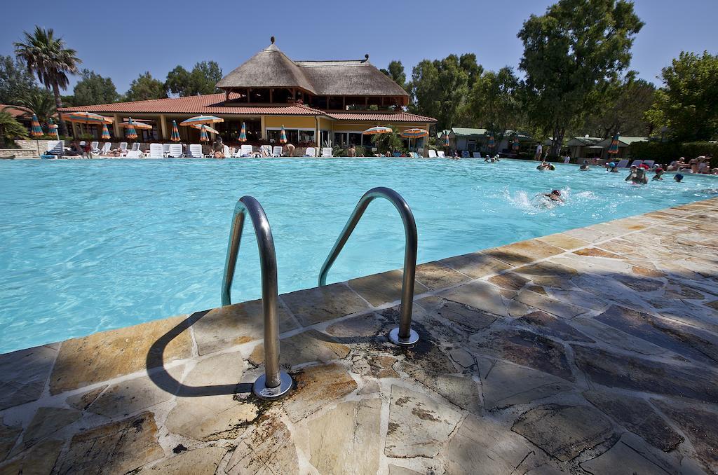 Camping Free Beach Marina Di Bibbona Exterior foto